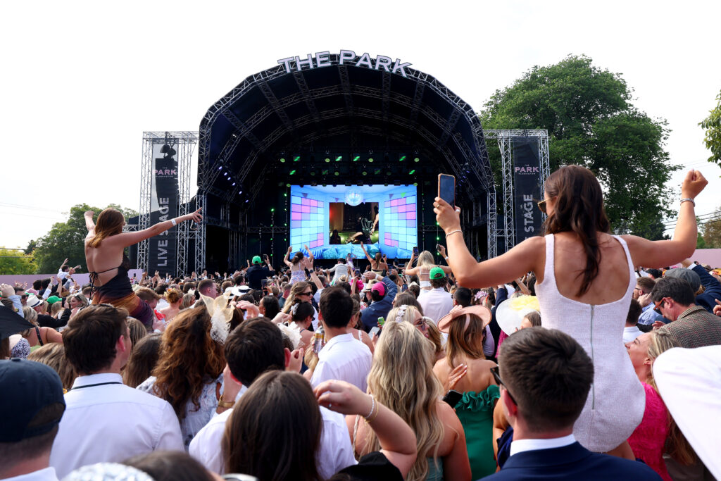 VRC Brief @ Melbourne Racing: Melbourne Cup Day